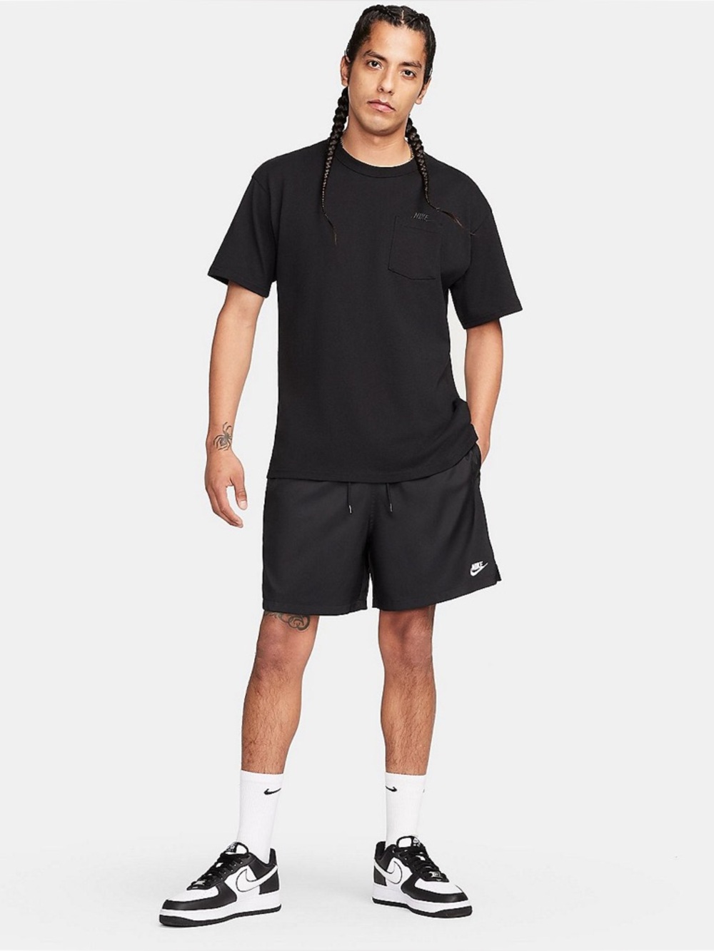 NWT Nike Men's NSW Club Flow Shorts black
